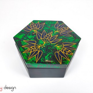  Hexagonal box with hand painted leaves/size S 13*H5cm